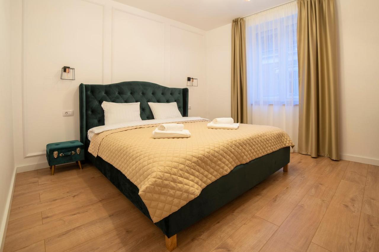 Coban Residence Apartments Braşov Buitenkant foto