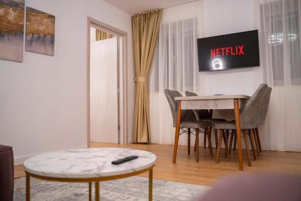 Coban Residence Apartments Braşov Buitenkant foto