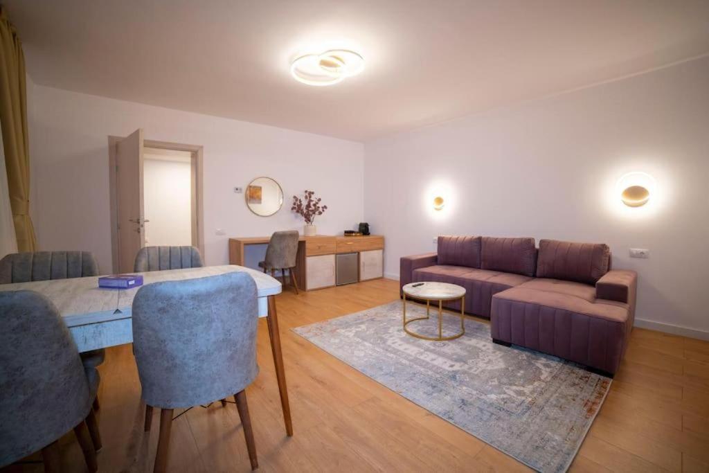 Coban Residence Apartments Braşov Buitenkant foto